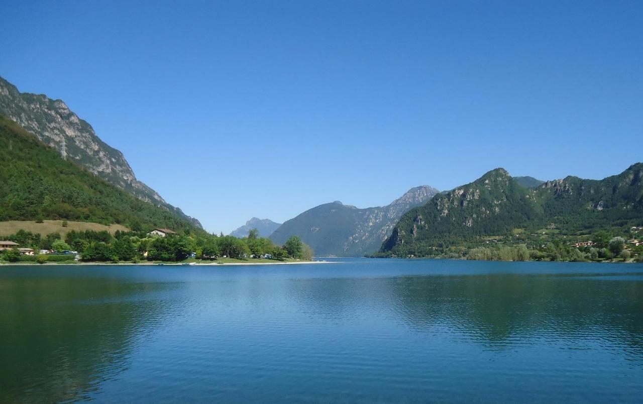 Casa Carla, Bis 4 Personen, Garten, Balkon Mit Blick Auf Den See Und Die Berge Crone Zewnętrze zdjęcie