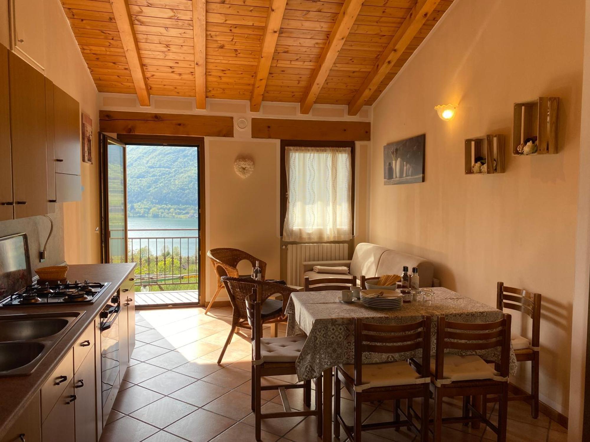 Casa Carla, Bis 4 Personen, Garten, Balkon Mit Blick Auf Den See Und Die Berge Crone Zewnętrze zdjęcie